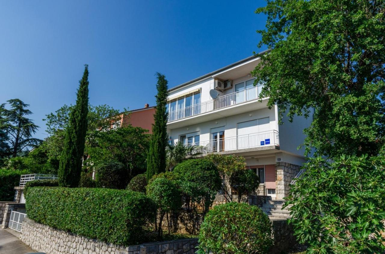 Mica Apartman Crikvenica Kültér fotó